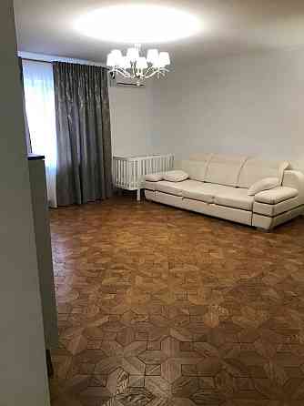 Світло не вимикають. Оренда просторої, 83 м2,  2-х кімнатної в центрі. Poltava