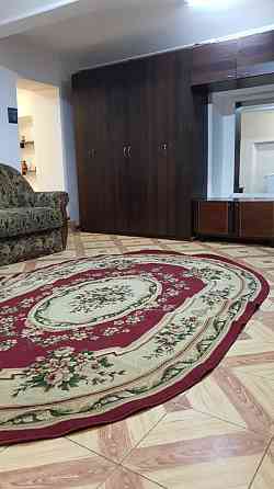 Без маклера . Сдается квартира в центре города Аркадия ЖУКОВСКОГО Chernivtsi