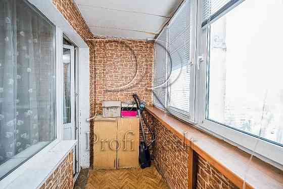 Продаж 3 кімн. квартири по вул. Вахтанга Кікабідзе ( Булгакова) 3. Kyiv