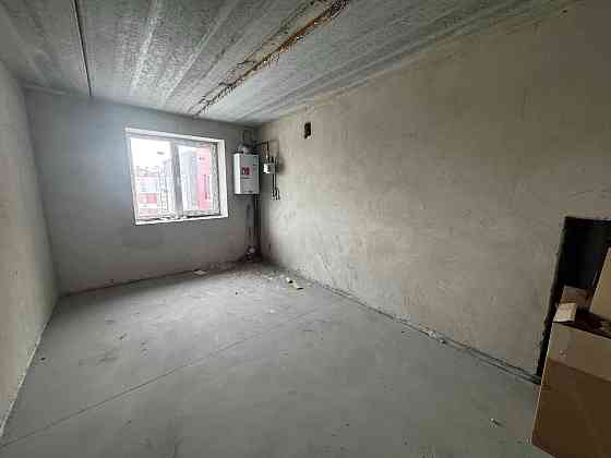 Трикімнатна квартира в зданому будинку в затишному райомі міста Іvano-Frankivsk