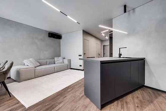 Продаж великої 1 кімн. квартири Lviv