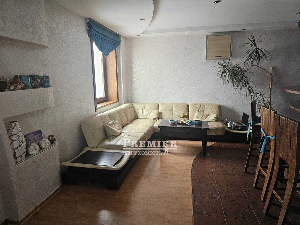 У продажу 3кімн. квартира перша лінія моря. Chornomorsk - photo 2
