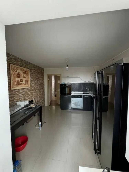 Простора 3-кімнатна квартира в центрі Бородянки Borodianka - photo 8