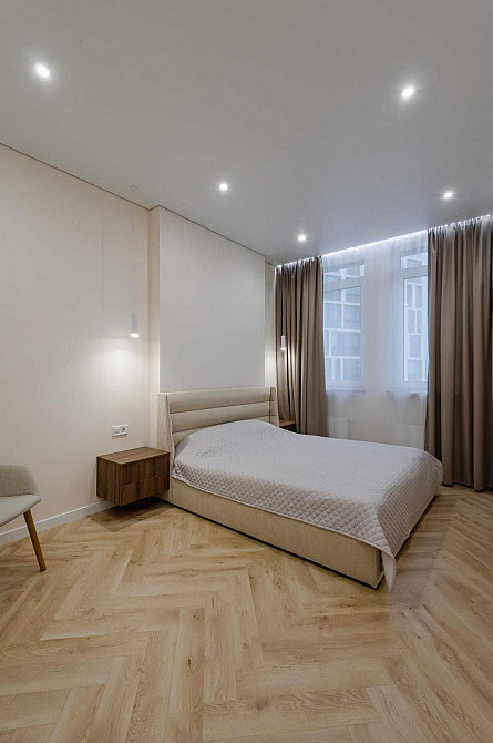 Дизайнерська 1-к квартира в ЖК Manhattan, метро КПІ, пр. Берестейський Kyiv - photo 1