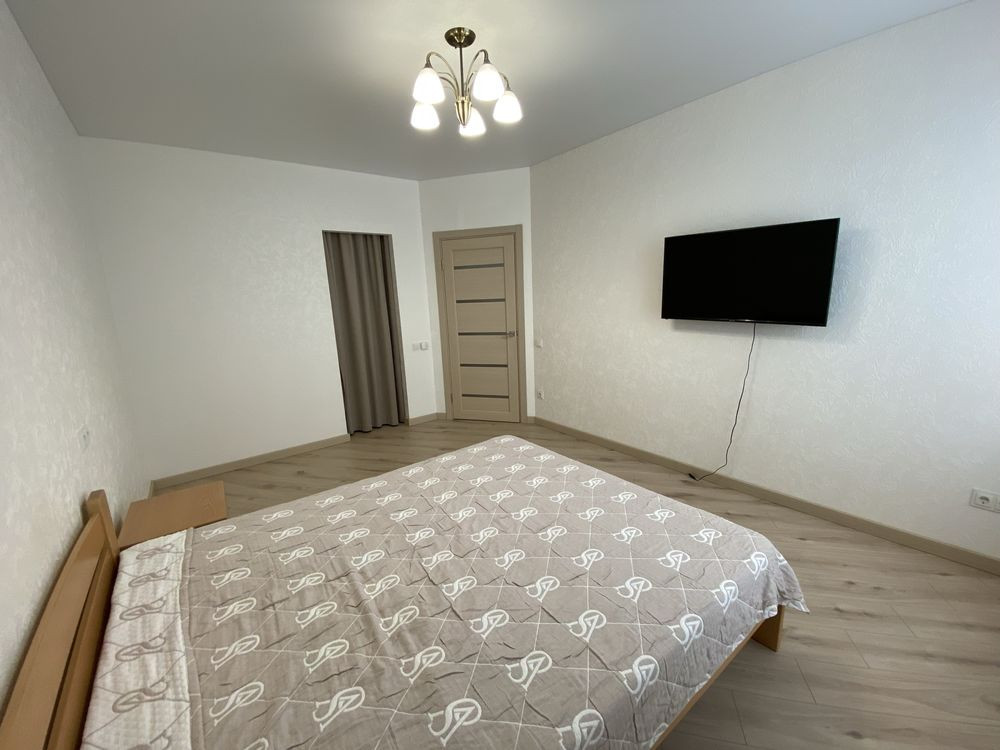 Вишенька ЖК «Тріумф», в дворі зарядка для ектромобіля. Vinnytsia - photo 3