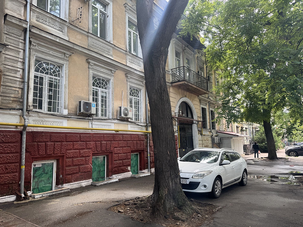 2-х ком, просторная кв-ра, площадью 60,3 метра в самом центре города! Odesa - photo 8