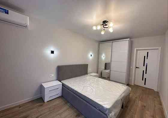 ТЦ «Майдан» 1-но кімнатна новобудова Chernivtsi