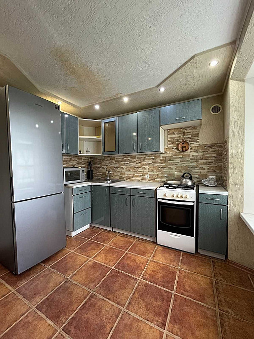 Сдается 3-комнатная квартира в районе Рыбхоза  - photo 3