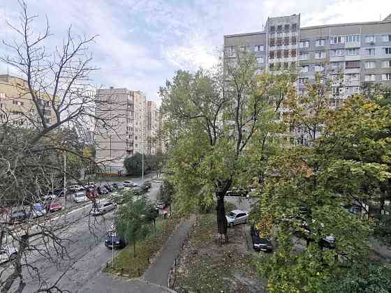 3-кімн. квартира, Татарка, вул. Печенізька, 4. Метро Лукʼянівська. Kyiv