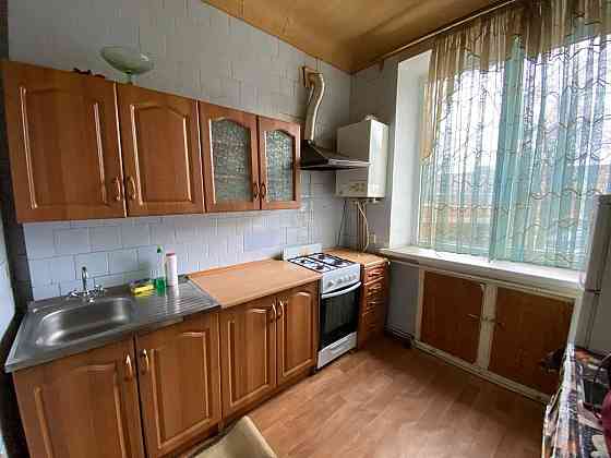 Здається 2-кімнатна квартира (сталінка), окремі кімнати, центр Kropyvnytskyi