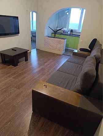 Здам 2 ком 13/14 ул Калачевского (23-Лютого) Kryvyi Rih