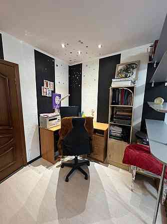 Пр-т Івасюка, 52. 5-к. 97 кв.м з ремонтом. Без комісії. Є-відновлення. Kyiv