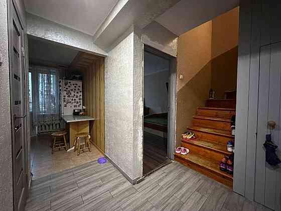 Продаж 5-кімнатної квартири, вул. Щурата 105м2 (цегла) Lviv