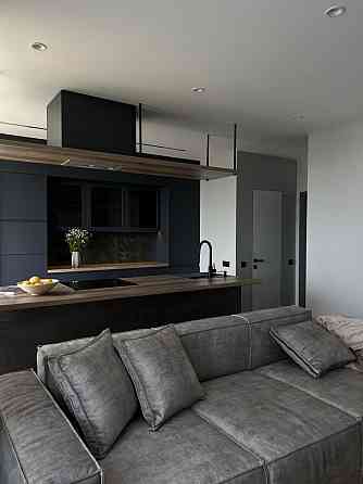 Оренда студія + спальня з паркомісцем Chernivtsi