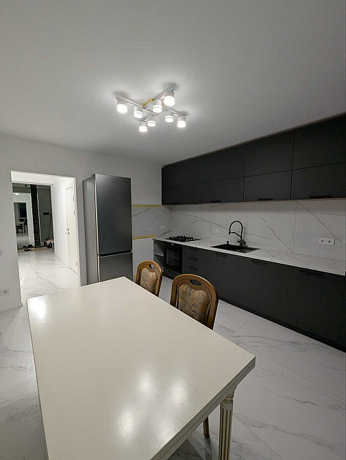 Оренда 2-х кімнатної квартири в новобудові в.Відродження. Lutsk - photo 1