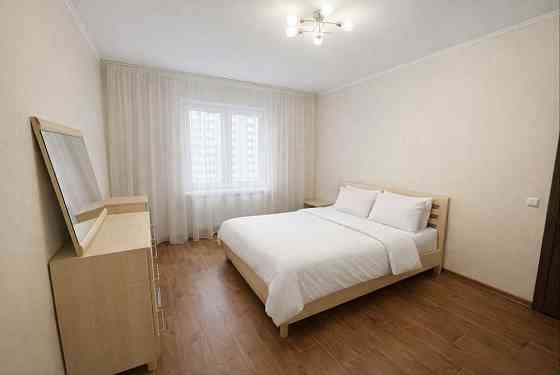 Здаєтсья затишна  3 кімнатна  квартира на Оболоні, ліфт на генераторі Kyiv