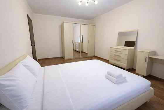 Здаєтсья затишна  3 кімнатна  квартира на Оболоні, ліфт на генераторі Kyiv