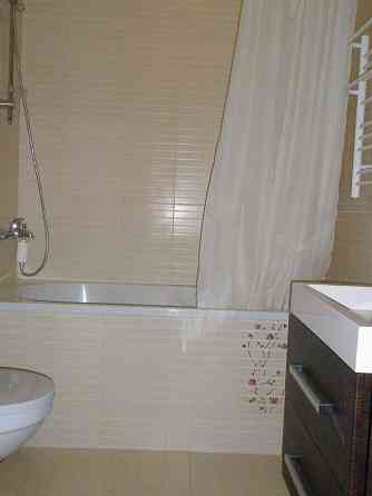 Оренда 3-кім. Печерський  Е.Коновальца  32-г  генератор  своя котельня Kyiv