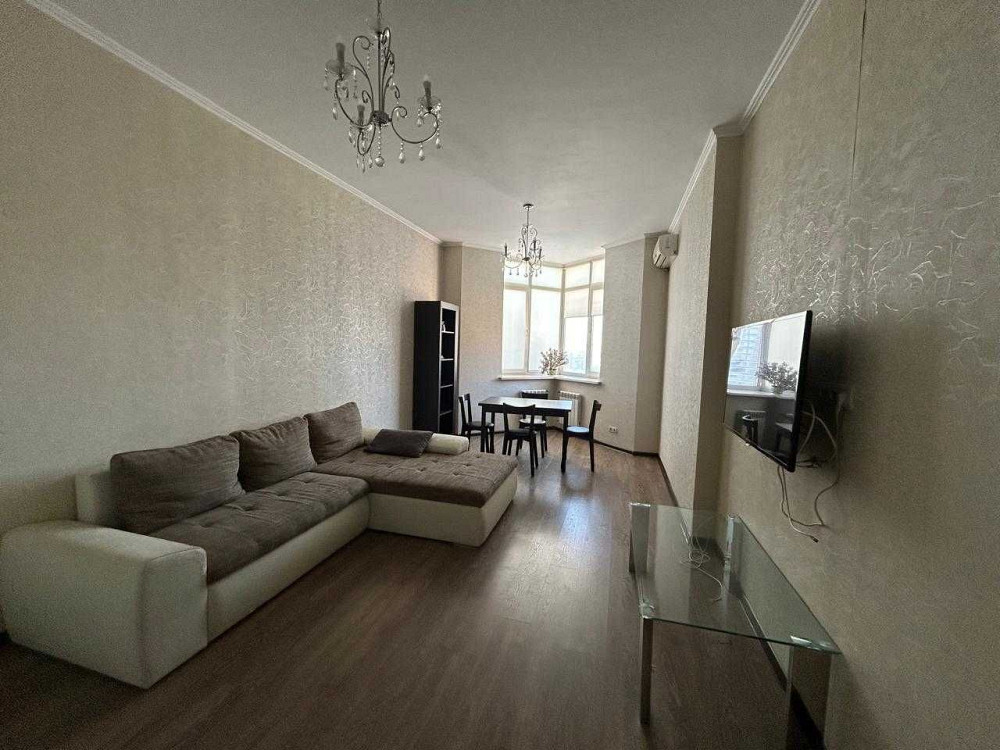 Оренда 3-кім. Печерський  Е.Коновальца  32-г  генератор  своя котельня Kyiv - photo 1