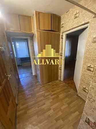 Продаж 3к квартири 2 пов., під ремонт, вул Оноре де Бальзака, Троєщина Kyiv