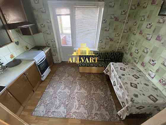 Продаж 3к квартири 2 пов., під ремонт, вул Оноре де Бальзака, Троєщина Kyiv