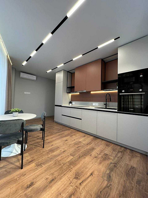 Оренда 2-кім квартири 70 м2 в ЖК Метрополіс, вул. Заболотного, 1-А Kyiv - photo 1