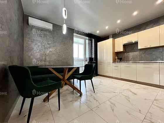 Просторная однокомнатная квартира в ЖК Луч. «Метро Заводская» Kharkiv