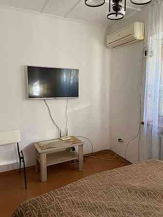 Трехкомнатная квартира со своим входом и двором на Парковой/Слободка Odesa