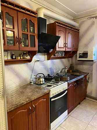 Трехкомнатная квартира со своим входом и двором на Парковой/Слободка Odesa