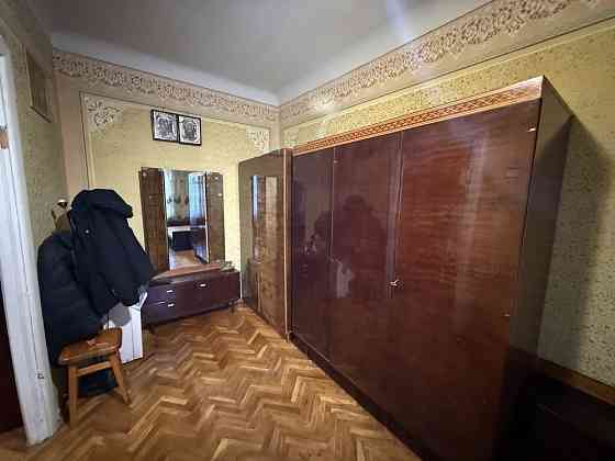 Продам двокімнатну квартиру по пр. Волі Луцьк