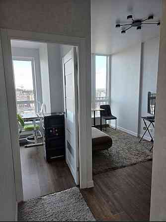 Квартира зновим ремонтом та меблями в центрі Бучі! Bucha