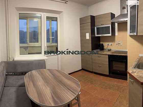 Продаж 1к квартири 42.5 кв. м  на просп. Петра Григоренко 18А Kyiv