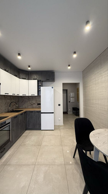 Сучасна квартира в новому ЖК Іvano-Frankivsk - photo 4