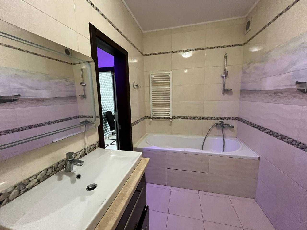 Оренда просторої 3-кім. квартири в сучасному ЖК біля озера і парку Іvano-Frankivsk - photo 6