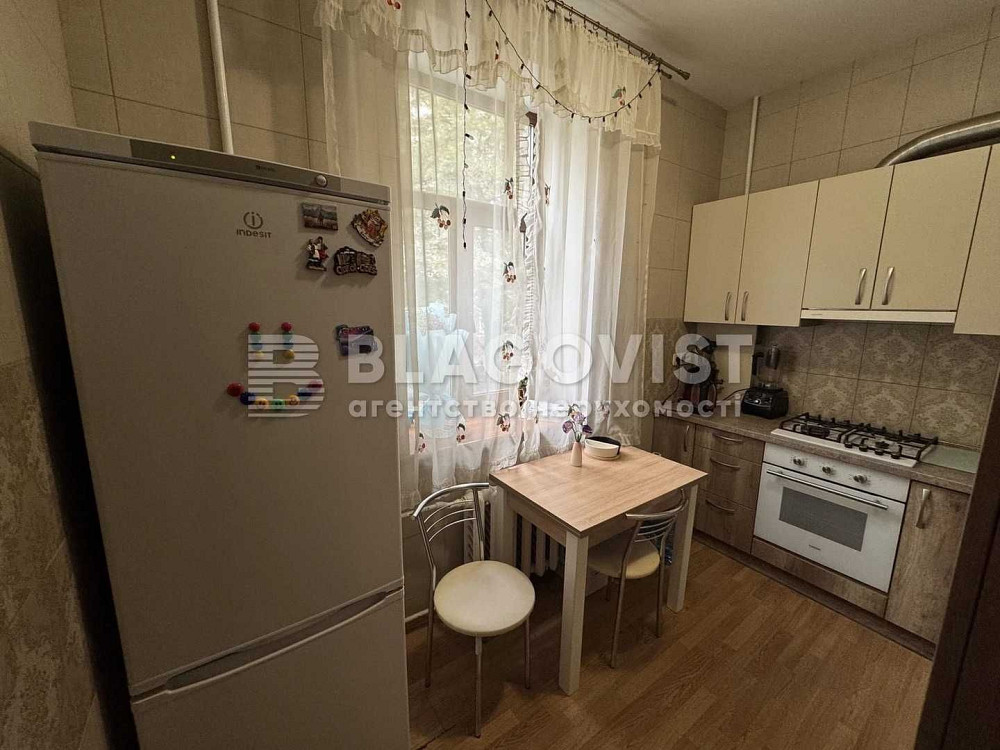 2к Поділ Центр , вул Верхній Вал, 50а Киев - изображение 2