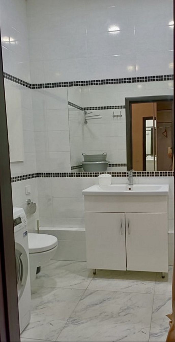 Аренда 2 ком кв ЖК 17 Жемчужина Балкон Центр Асташкина С летом Код1383 Одеса - зображення 8