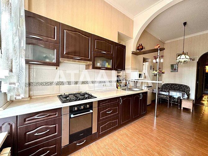 Продам 3-комнатную квартиру в самом Центре Екатерининская пл Одесса - изображение 1