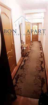 Оренда 2 к квартира по вул. Раїси Окіпної б.5 Kyiv