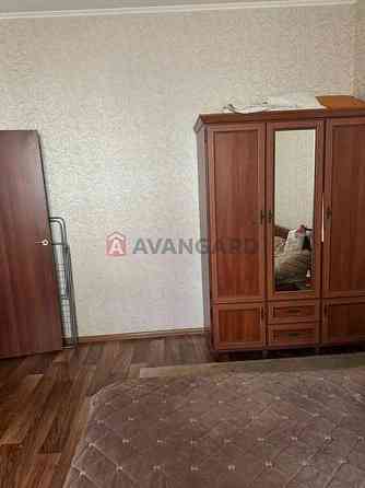 Простора 3-кімнатна квартира з ремонтом і автономним опаленням Петропавловская Борщаговка