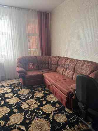 Простора 3-кімнатна квартира з ремонтом і автономним опаленням Петропавловская Борщаговка