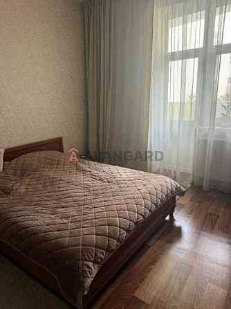 Простора 3-кімнатна квартира з ремонтом і автономним опаленням Петропавловская Борщаговка