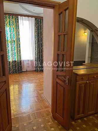 Продаж 3-кімн. квартири в історичному центрі Києва. Гончара, 90/92) Киев