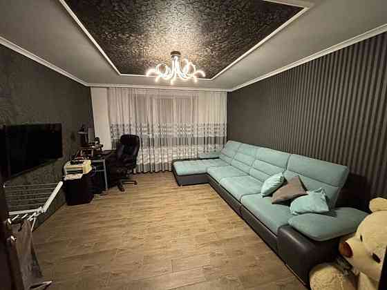 Продаж 2к  62.5 м2 з ремонтом та меблями. Новобудова, Озерна Khmelnytskyi