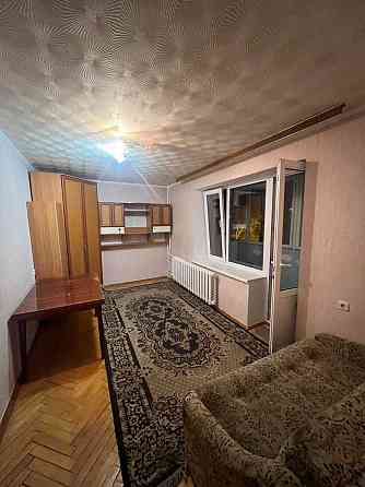 Затишна 2-кімнатна квартира по пр-т Леся Курбаса, 1А Kyiv