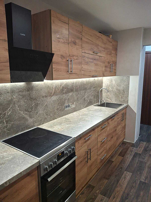 Продам велику 2-во кімнатну квартиру Zaporizhzhia - photo 1