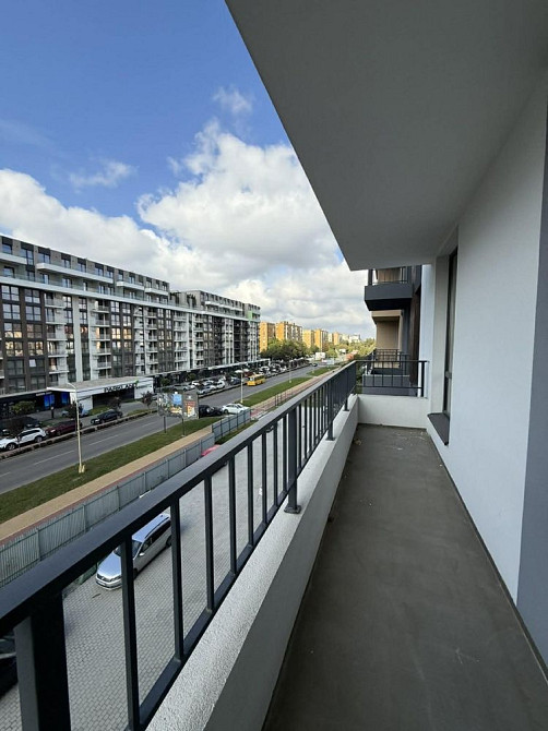 Простора 1,5 кімнатна квартири в зданій секціі ЖК Крона Uzhhorod - photo 1