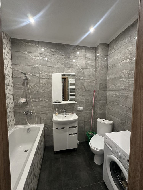 Квартира з видом на річку. Uzhhorod - photo 5