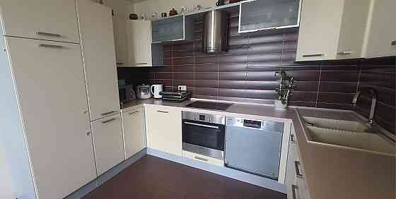 Продаж 3-кімнатної квартири 91 кв.м. вул. Лагунової 17б. Бровари. EM Brovary