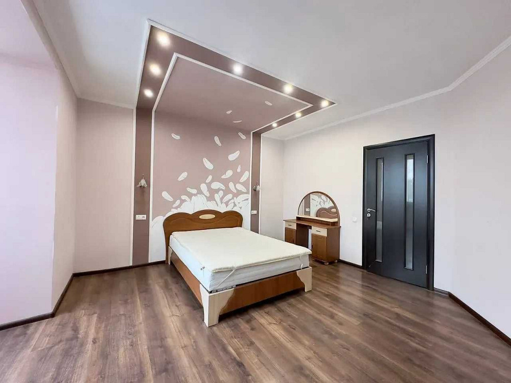 терміново!! 2к квартира. Коновальця. Іvano-Frankivsk - photo 1