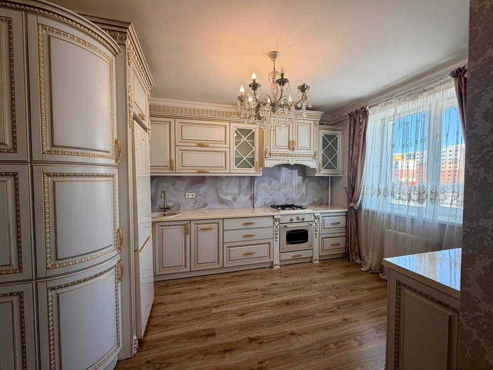 Продам дворівневу квартиру в ЖК «На Щасливому» з виглядом на парк. Rivne - photo 1